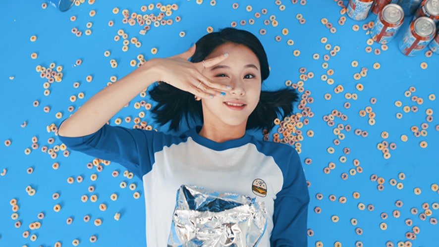 V LIVE - Beautiful TWICE CHAEYOUNG #2