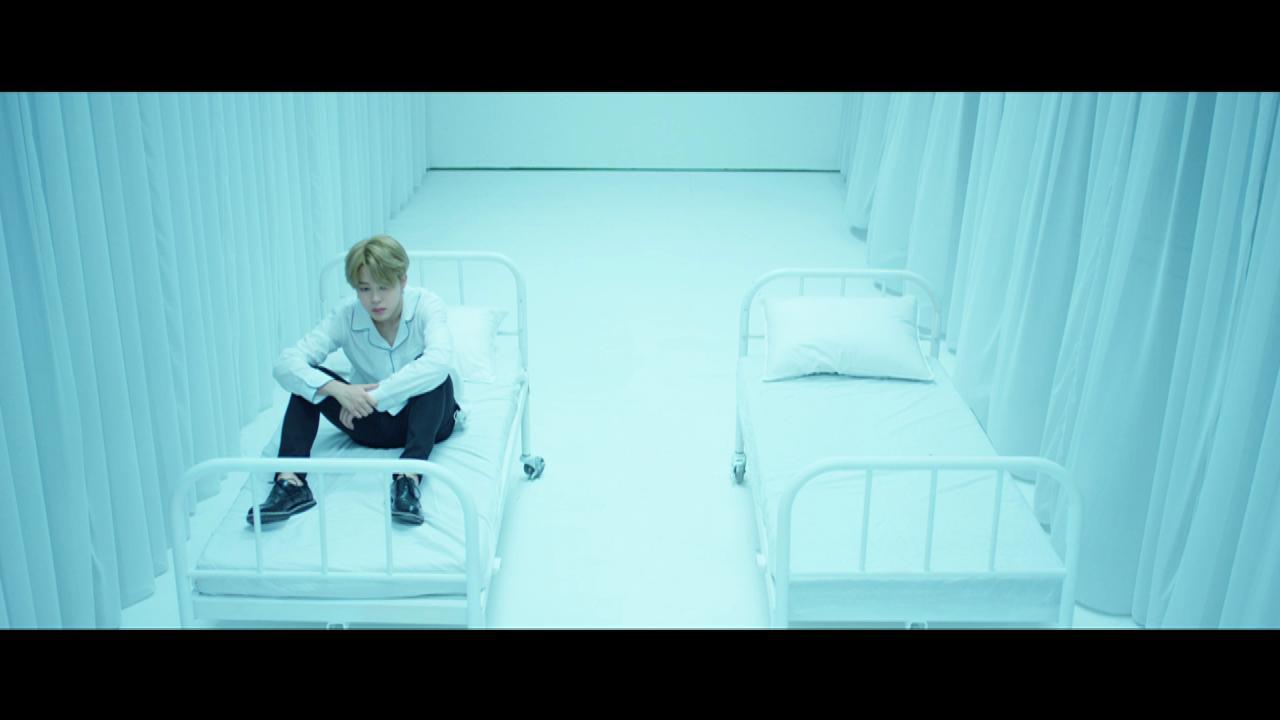 V LIVE - BTS WINGS Short Film #2 LIE