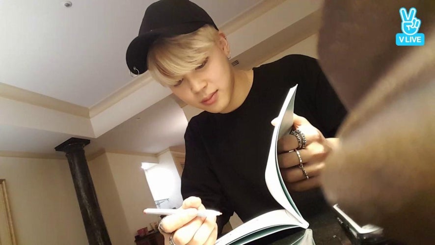 V LIVE - BTS Live : 지민이의 색칠공부🎨