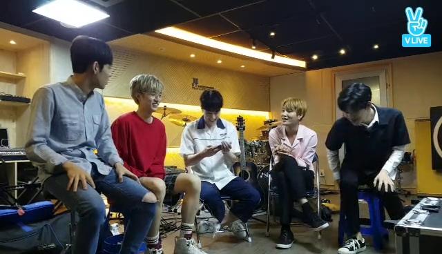 thumbnail DAY6는 합주 연습 중 EP.6🎤.