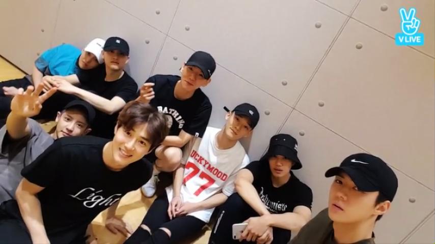 V Live Koko Bop Ko ko bop is an energetic reggae song with rhythmical reggae and bass guitar sounds. v live