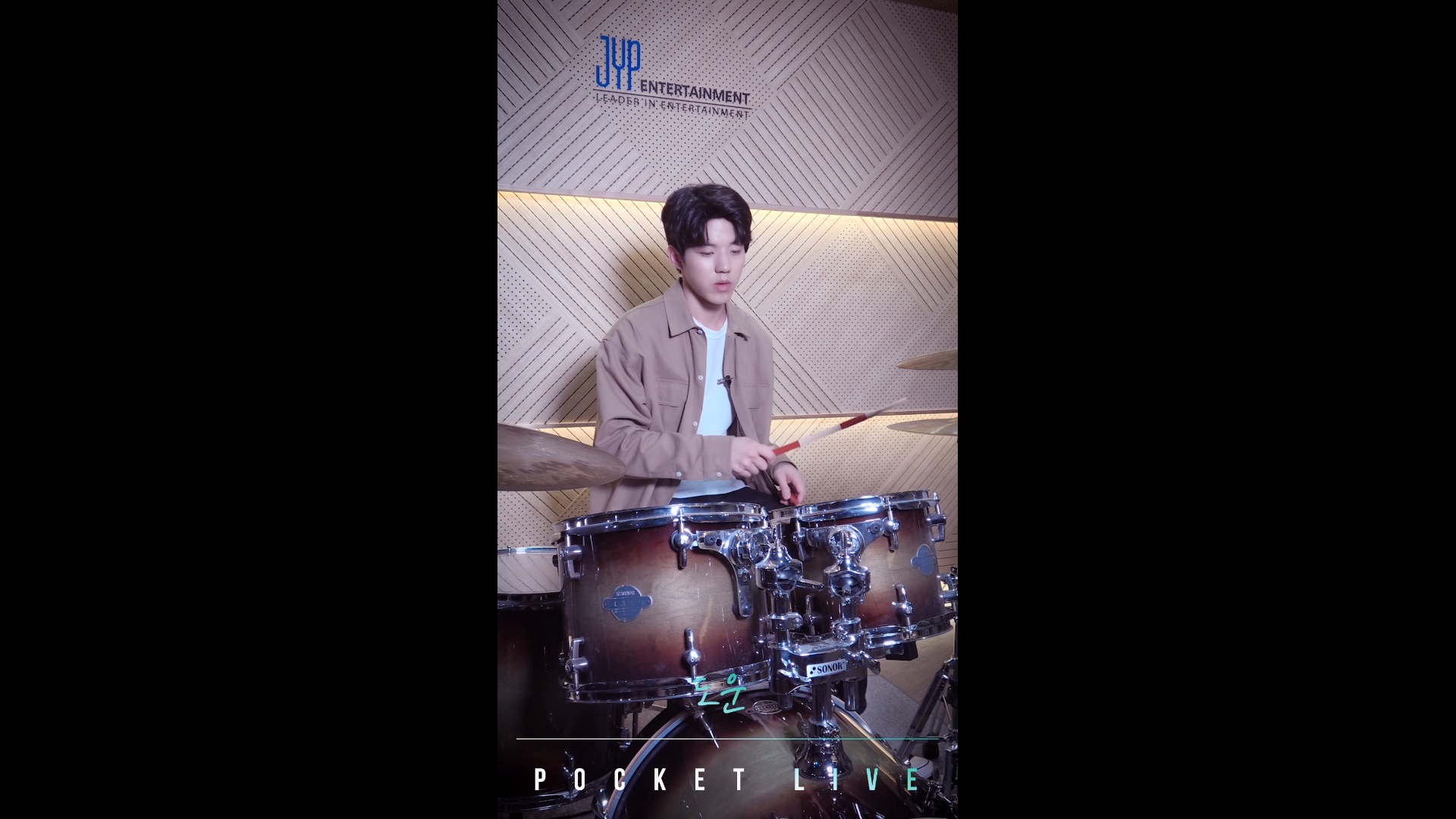 thumbnail [POCKET LIVE] DAY6(데이식스) Dowoon(도운) "Drum Solo"