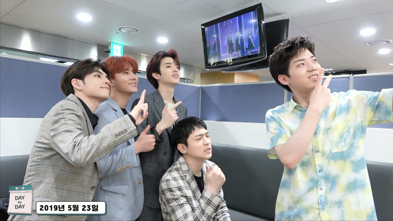 thumbnail [DAY by DAY] 2019.05.23