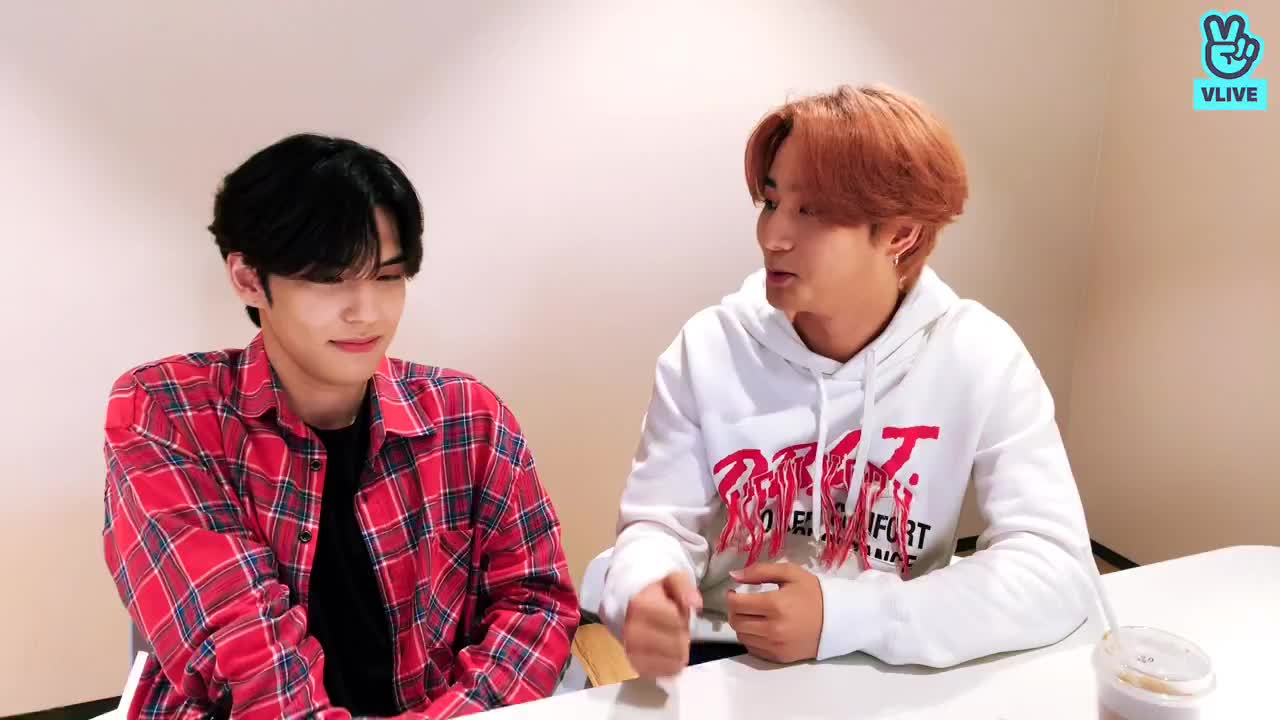 thumbnail Young K & 원필의 Our V Day