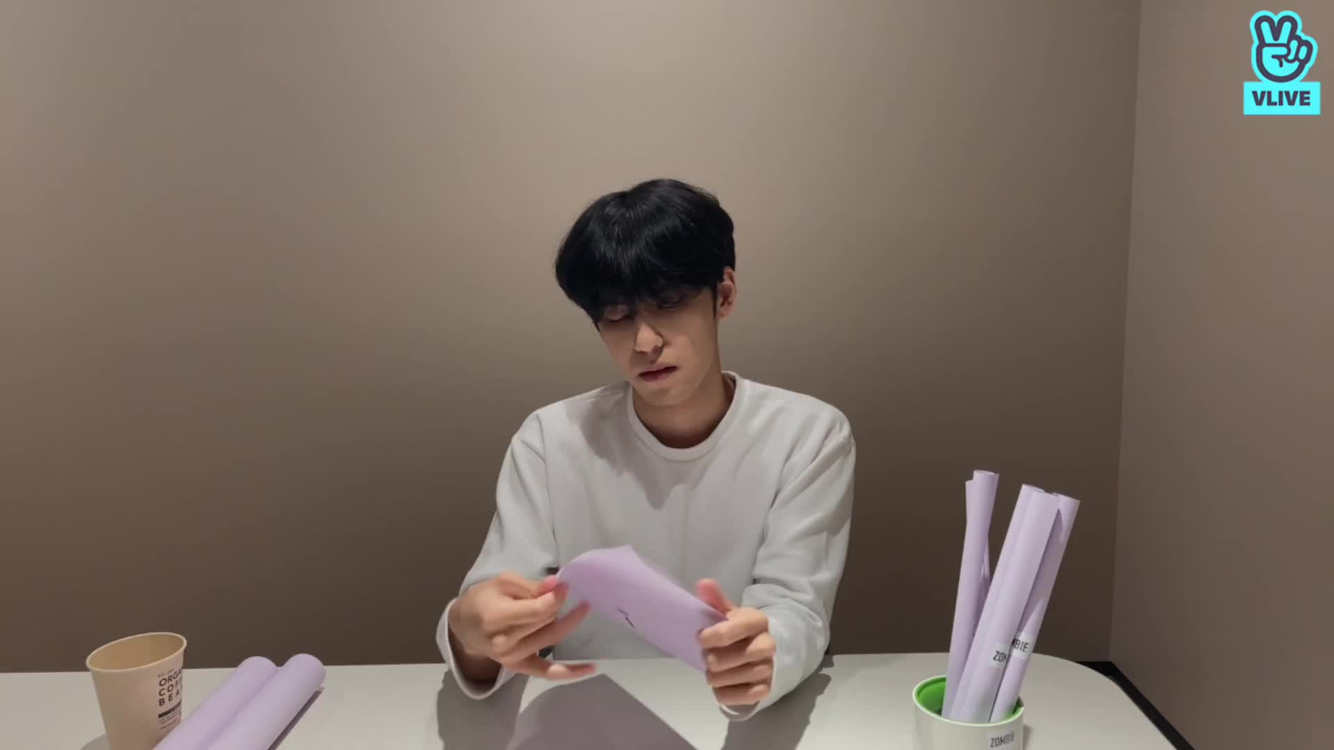 thumbnail Wonpil's secretive dinner😈